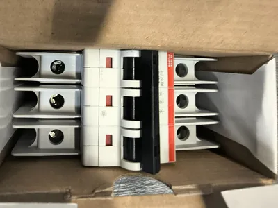 Used ABB SU 203M-C10 Circuit Breakers South Carolina US | ESS Industrial Equipment Sales #1352944