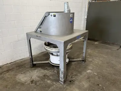 USED SWECO 30 INCH