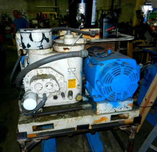 Used INGERSOLL RAND U30H-SP Rotary Screw & Sliding Vane Air Compressors Florida US | Holland Machinery Co. #935549