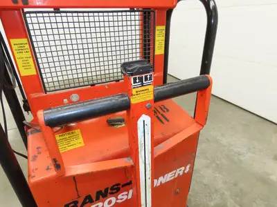Used INTERRTHOR _UNKNOWN_ Pallet Lifters Indiana US | Arrow Industrial #795279