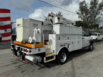 Used 2017 RAM 5500 Bucket (boom) trucks Florida US | Truck and Van Outlet #1509174