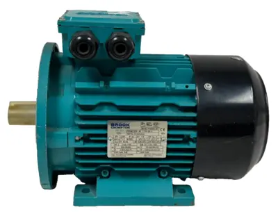 NEW BROOK CROMPTON PA4M002-2D MOTOR 3PH 1800RPM 90L