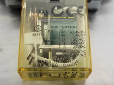 USED IDEC RH1B-UDC24V