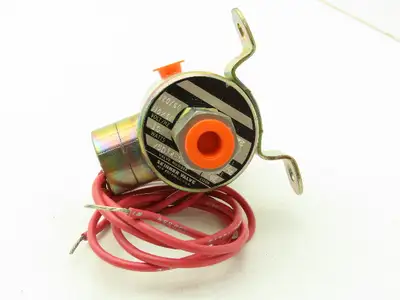 Honeywell Skinner V5D14850 Solenoid Valve 3-Way (NC) 120V 75 PSI 1/8" NPT