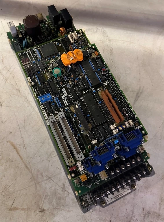 MITSUBISHI MR-S12-40A-Z33 SERVO DRIVE
