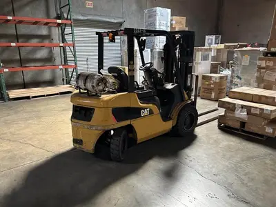 USED 2013 CATERPILLAR 2P6000