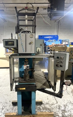 USED 2005 MULTIPRESS MULTIPRESS M5P-8 PRESS