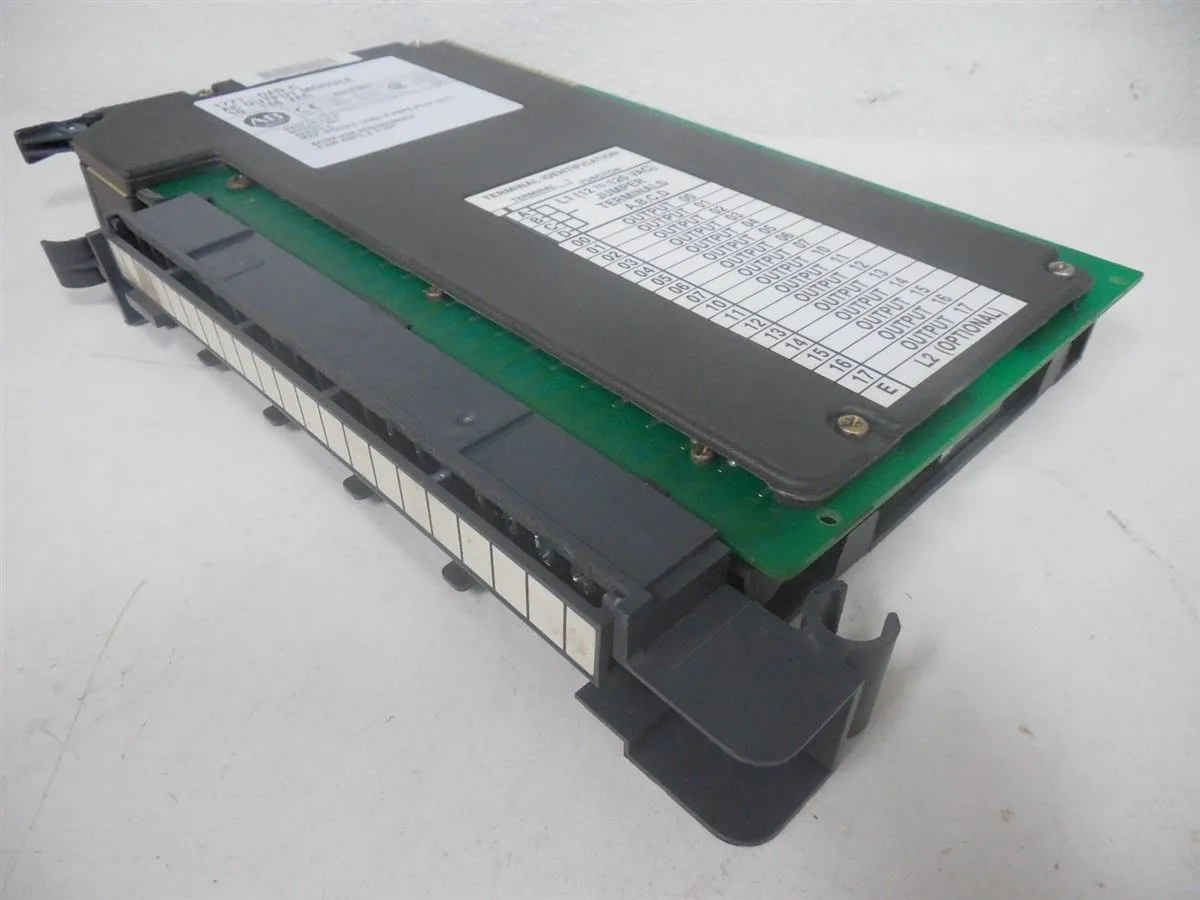 Allen Bradley 1771-OAD/C PLC-5 10-138 VAC Output Module Used