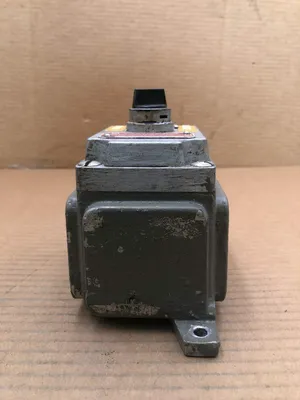 Killark XCS-0S3C5 Ex-Proof Enclosed 3-Postion Selector Control Switch 600VAC