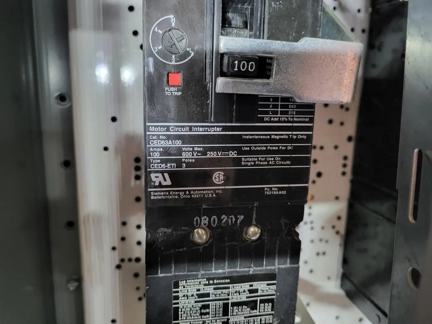 Used SIEMENS CED63A100 Switchgears British Columbia CA | Lenmark #242183