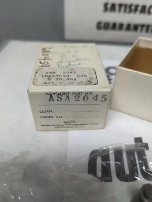 New | in-Stock DRESSER ASA 2045 Universal Pressure Meters Ohio US | Surplus Asset Holdings #1239444
