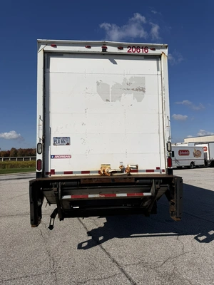 Used 2016 FREIGHTLINER BUSINESS CLASS M2 26' BOX TRUCK Box trucks Ohio US | Miedema Asset Management Group #1709386