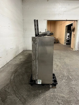 Used _UNKNOWN_ _UNKNOWN_ Laminar Flow Hoods Ohio US | Federal Equipment Company #1553278