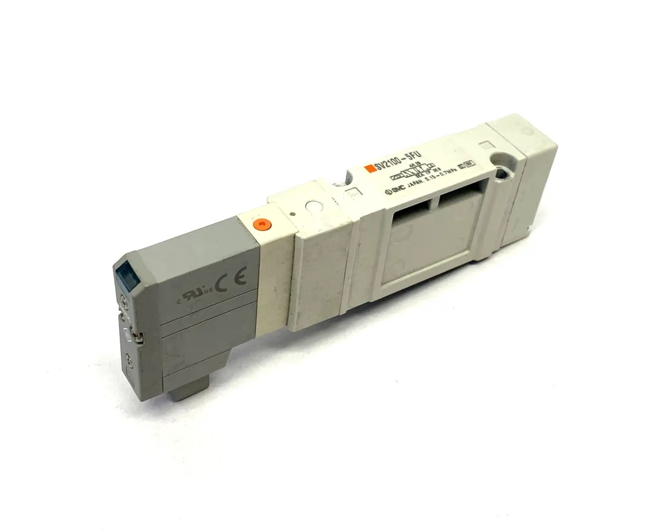 SV2100-5FU | SMC  Pneumatic Solenoid Valve, 2-Position Single - Used