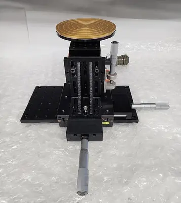 STAGE, 6 IN GOLD HEATED CHUCK XYZ MOVEMENT MICROMETERS