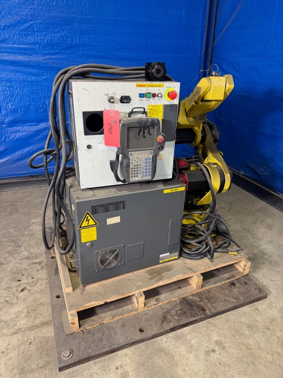 2007 FANUC M6iB/2HS 6 Axis Robots | K.B. Industries LLC