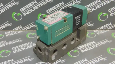 Numatics 082SA43AK011B30 Solenoid Valve 150 PSIG 110/120V Used