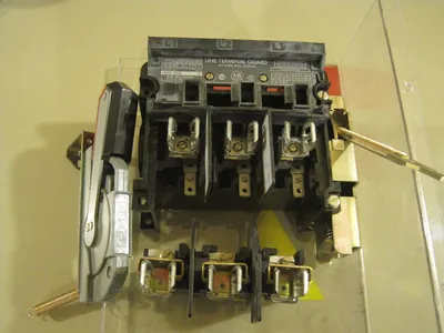 ALLEN BRADLEY 1494V-DS60 DISCONNECT SWITCH