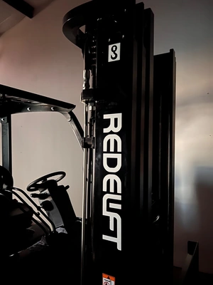 NEW 2025 REDELIFT R25-LPG