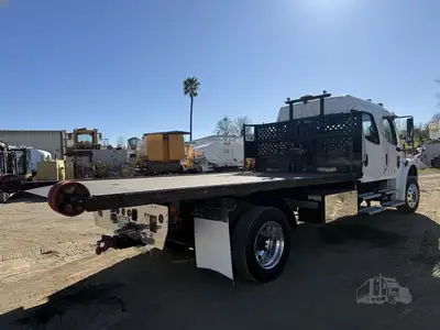 Used 2018 FREIGHTLINER BUSINESS CLASS M2 106 Hooklifts & Roll-Offs California US | Mittry Construction #1363502