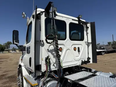 Used 2018 FREIGHTLINER CASCADIA 113 Conventional trucks California US | Ben Kaplan Equipment #1455452