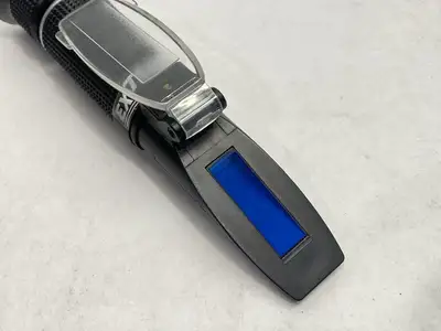 USED EXTECH PORTABLE SUCROSE 0-32% BRIX REFRACTOMETER
