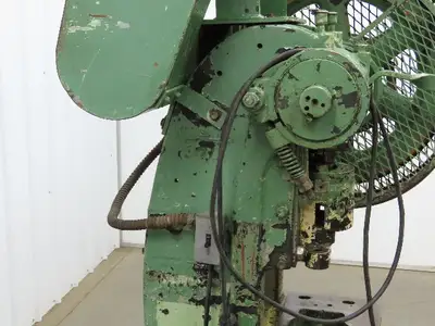 Niagara No 3 Mechanical OBI Punch Press 18 Ton1-1/2" Stroke 4-1/2" Throat 3Ph