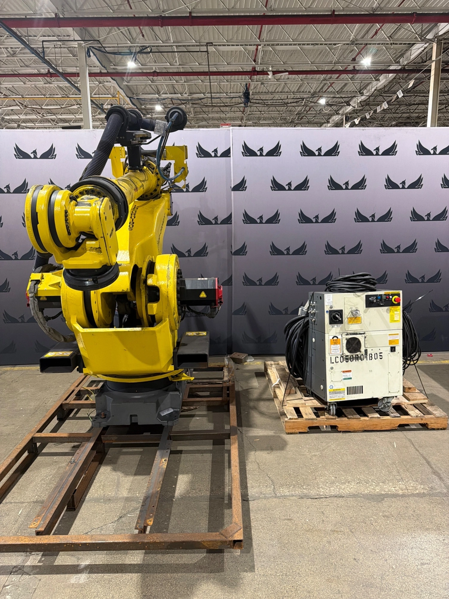 USED 2016 FANUC M900iA/260L + R-30iB Controls