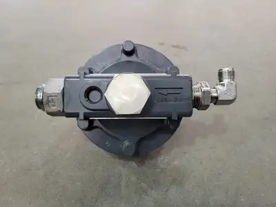 USED FISHER D1093393X012