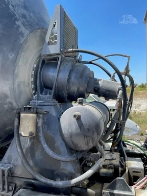 Used 2015 CATERPILLAR CT660S Concrete Mixer Trucks Texas US | Big D Heavy Equipment #1556971