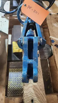 DeZURIK Gate Valve 9200199 SIZE 2 GATE 304 STAINLESS MANUAL 2" VALVE STOCK PF201
