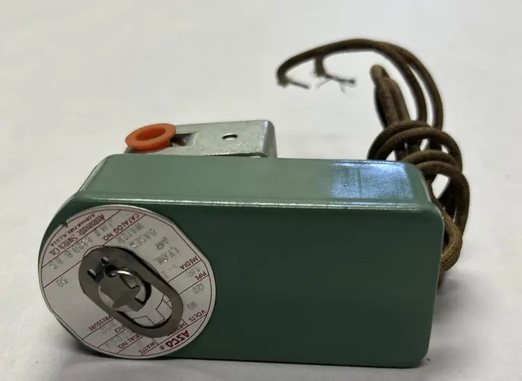 New | in-Stock ASCO JHT8320B83 Solenoid Valves Ohio US | Surplus Asset Holdings #1237403