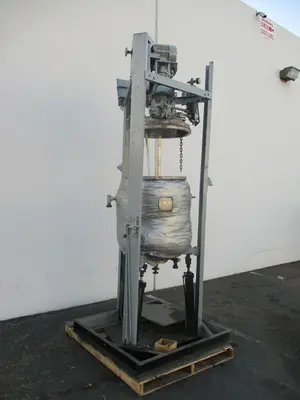 Pfaudler, Stainless jacketed reactor, 85 psi @ 350°, National Board # 35716