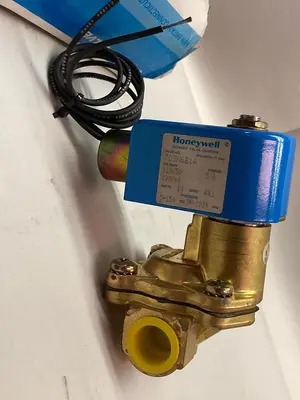 New | in-Stock HONEYWELL 703N6B1A Solenoid Valves Ohio US | Surplus Asset Holdings #1246278