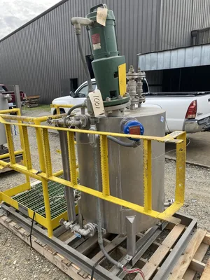 Used _UNKNOWN_ _UNKNOWN_ Dish & Cone Bottom Tanks West Virginia US | Cooper Industries #1409319
