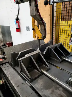 Used 2016 HYD-MECH VW18 Vertical Band Saws British Columbia CA | Lenmark #913329