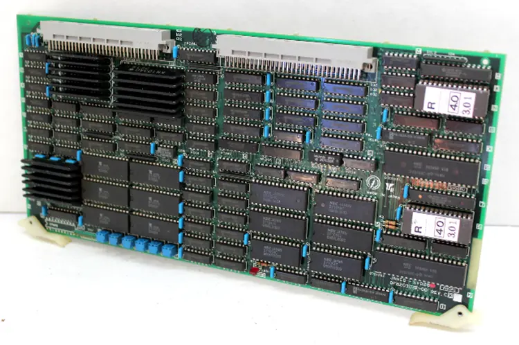 Used YASKAWA JANCD-SV02B / DF8203078-DO Programmable Logic Controllers | Industrial Parts R Us Inc. #359169