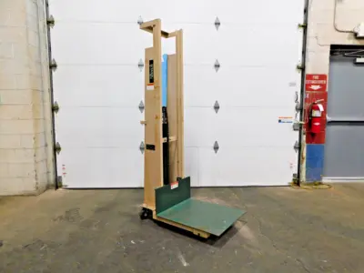Used Beech _UNKNOWN_ Pallet Stackers Ohio US | Equipment Recovery Corp. #1331697