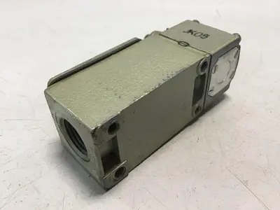 USED TELEMECANIQUE C2JK05
