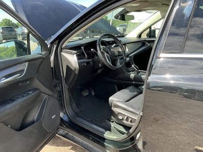USED 2017 CADILLAC XT5