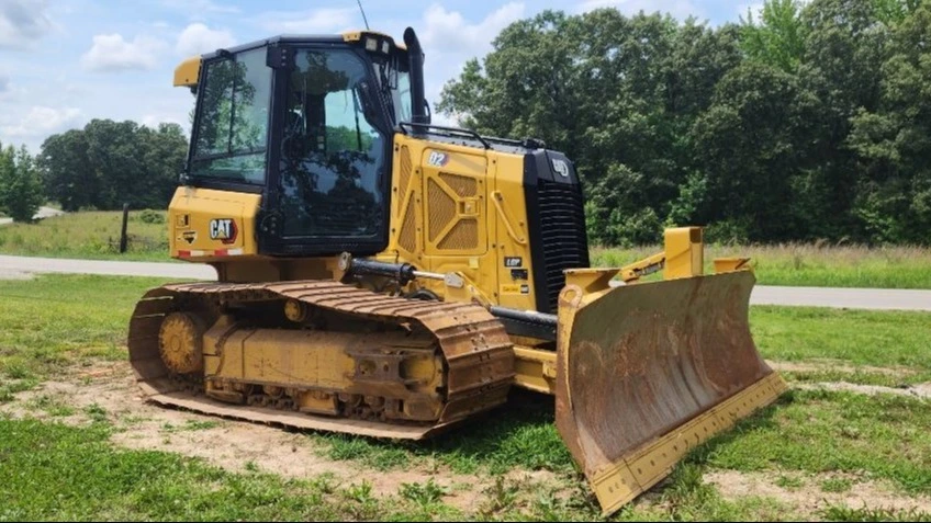 USED 2022 Caterpillar D2
