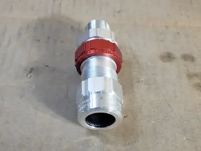 NEW THOMAS & BETTS STEX075