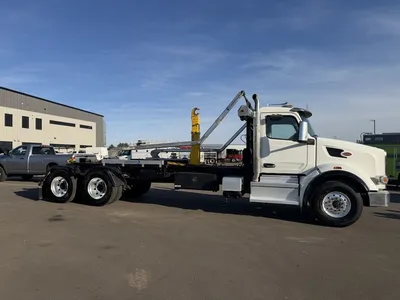 Used 2024 PETERBILT 567 PALFINGER HOOKLIFT Hooklifts & Roll-Offs Minnesota US | Carco Truck & Equipment #1513962