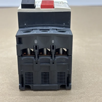NEW Schneider Electric GVME10