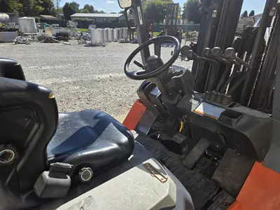 Used _UNKNOWN_ 7FGU46 Internal Combustion Forklifts: Pneumatic Tire West Virginia US | Cooper Industries #1409596