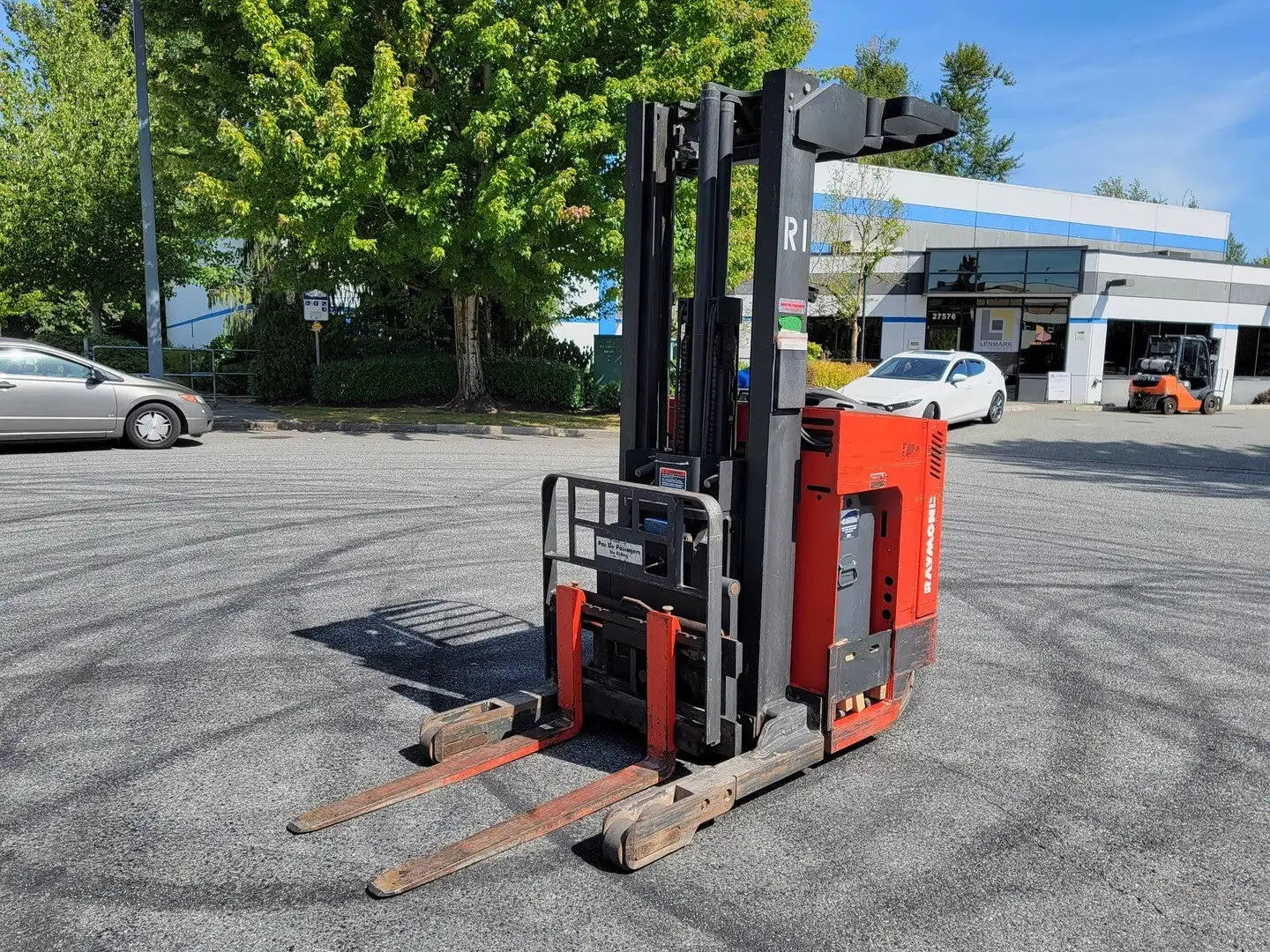 USED 2003 RAYMOND EASI R30TT