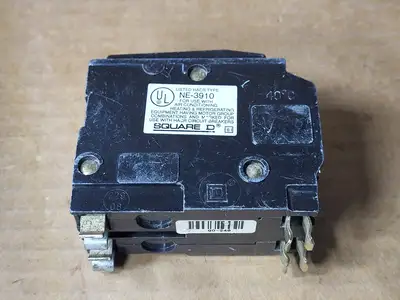 USED SQUARE D QO240