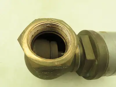 Valvaut Effepi Z200506E Pneumatic Controlled Globe Valve 1-1/2" NPT PTFE Bronze