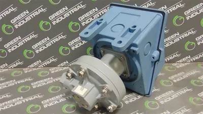 United Electric J400K-455 9953 Differential Pressure Switch 5 to 80" wcd Used