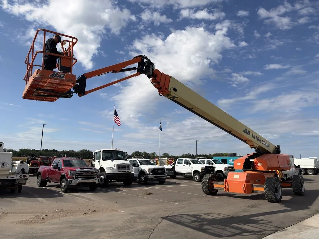 Used 2022 JLG 1350SJP BOOM LIFT Telescopic Boom Lifts Minnesota US | Carco Truck & Equipment #1513849
